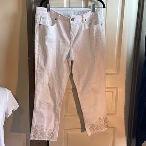 Summer stretch denim crop / ankle pants embroidered bottom distressed effect